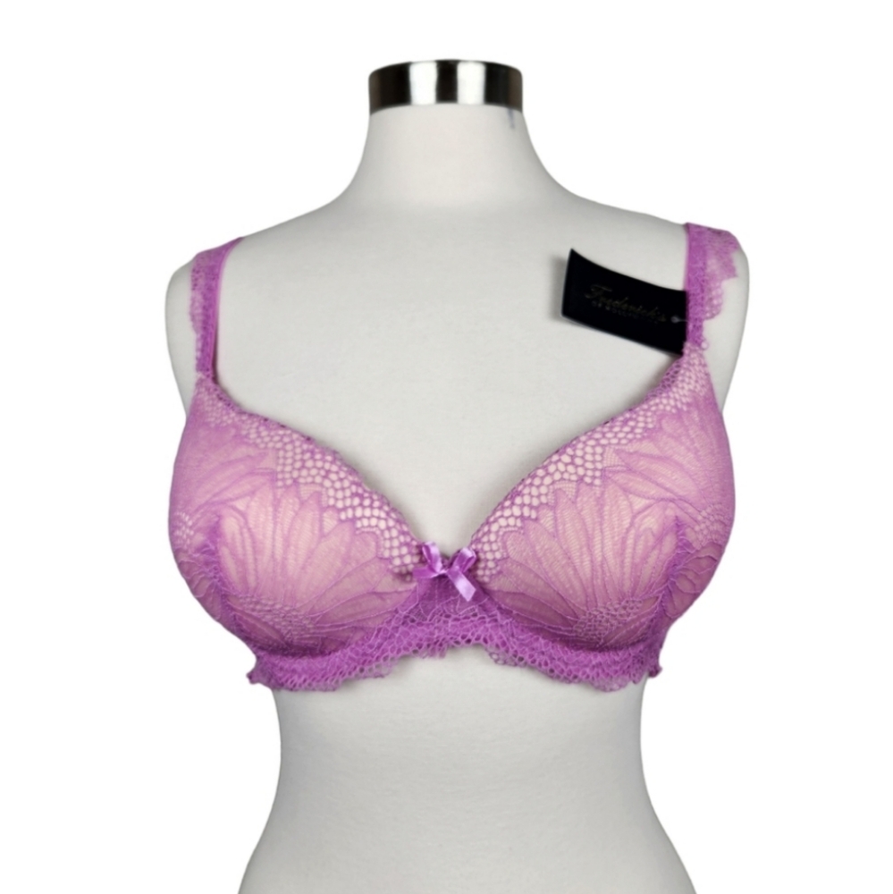 Frederick's of Hollywood Lavender Lace Underwire Bra